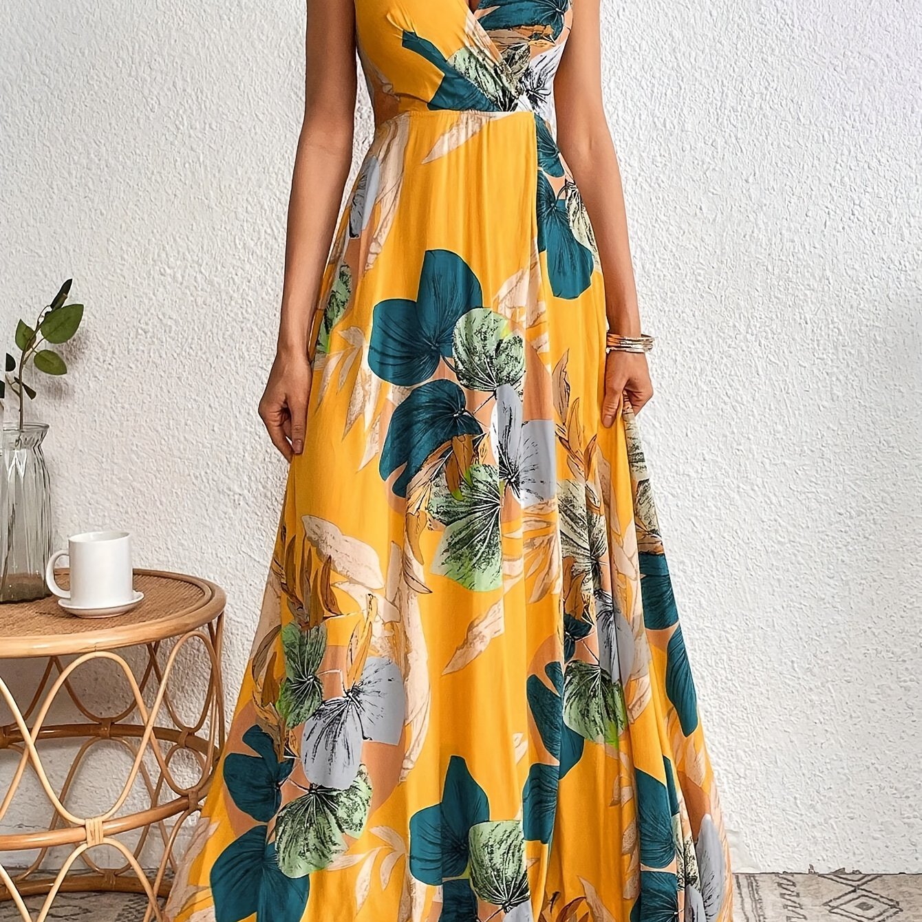 Elegant Tropical Floral Print Maxi Dress